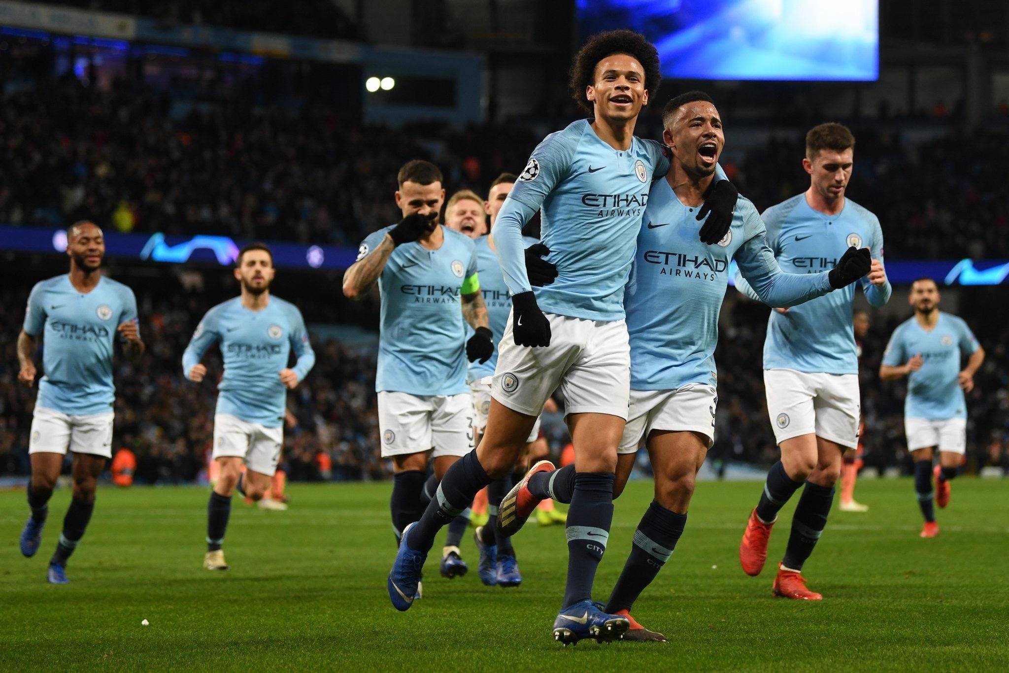 估他们在美 估他们在美